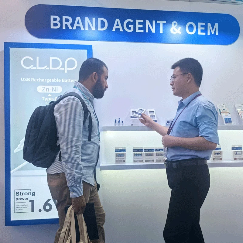 customers at the Canton Fair