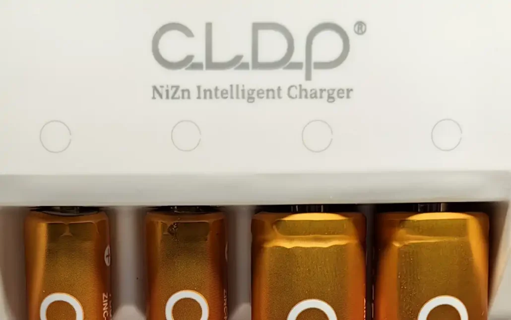 Please use a zinc nickel battery specific charger for charging Please use a zinc nickel battery specific charger for charging